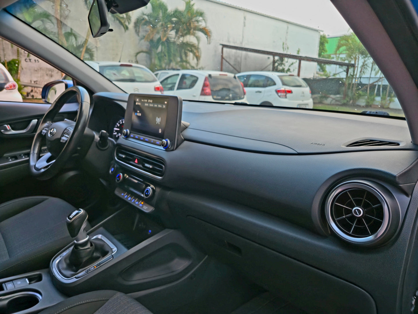 Hyundai Kona Creative T-GDI 120CV 2022