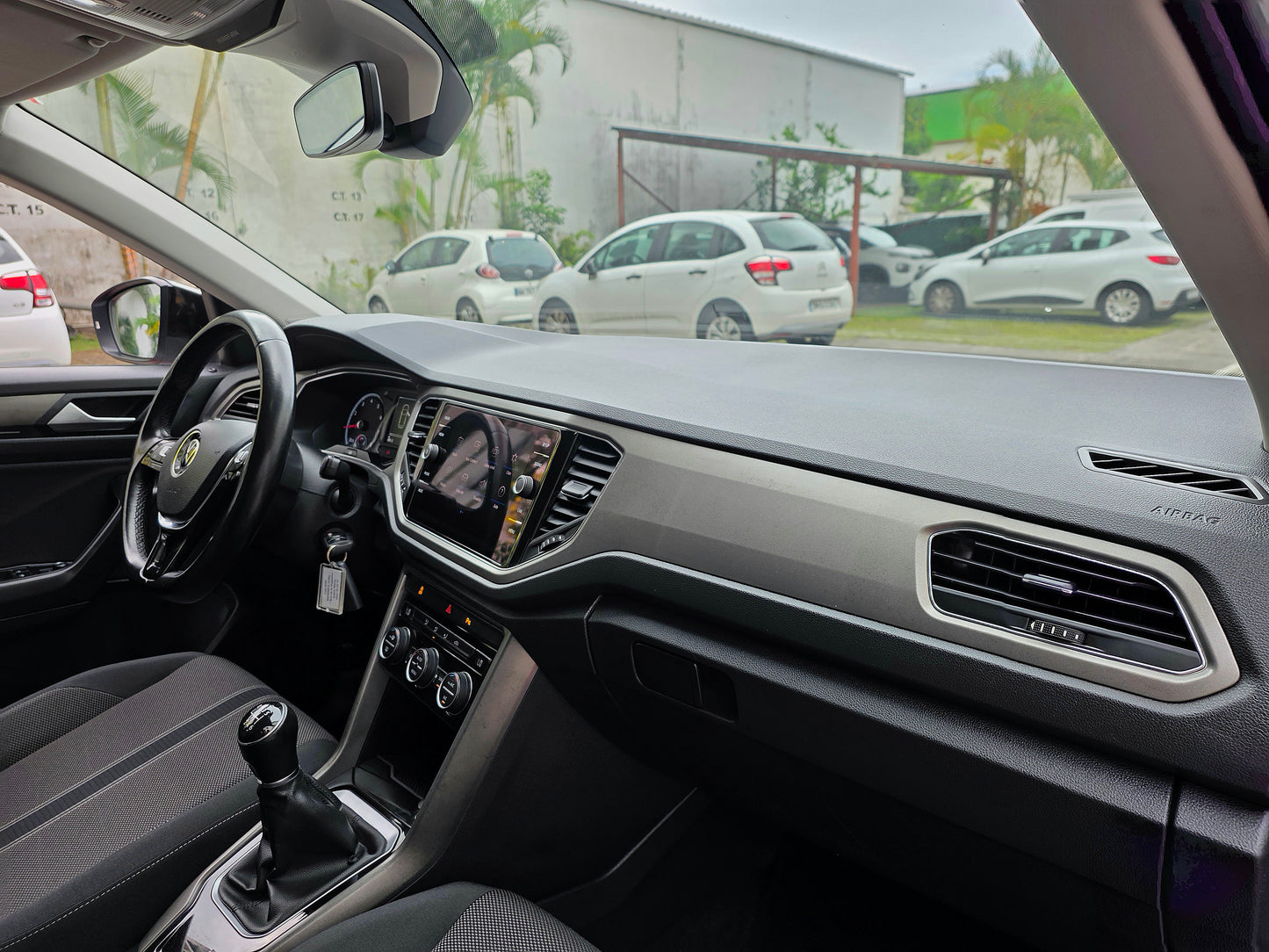 Volkswagen T-Roc Lounge TSI 110CV 2021