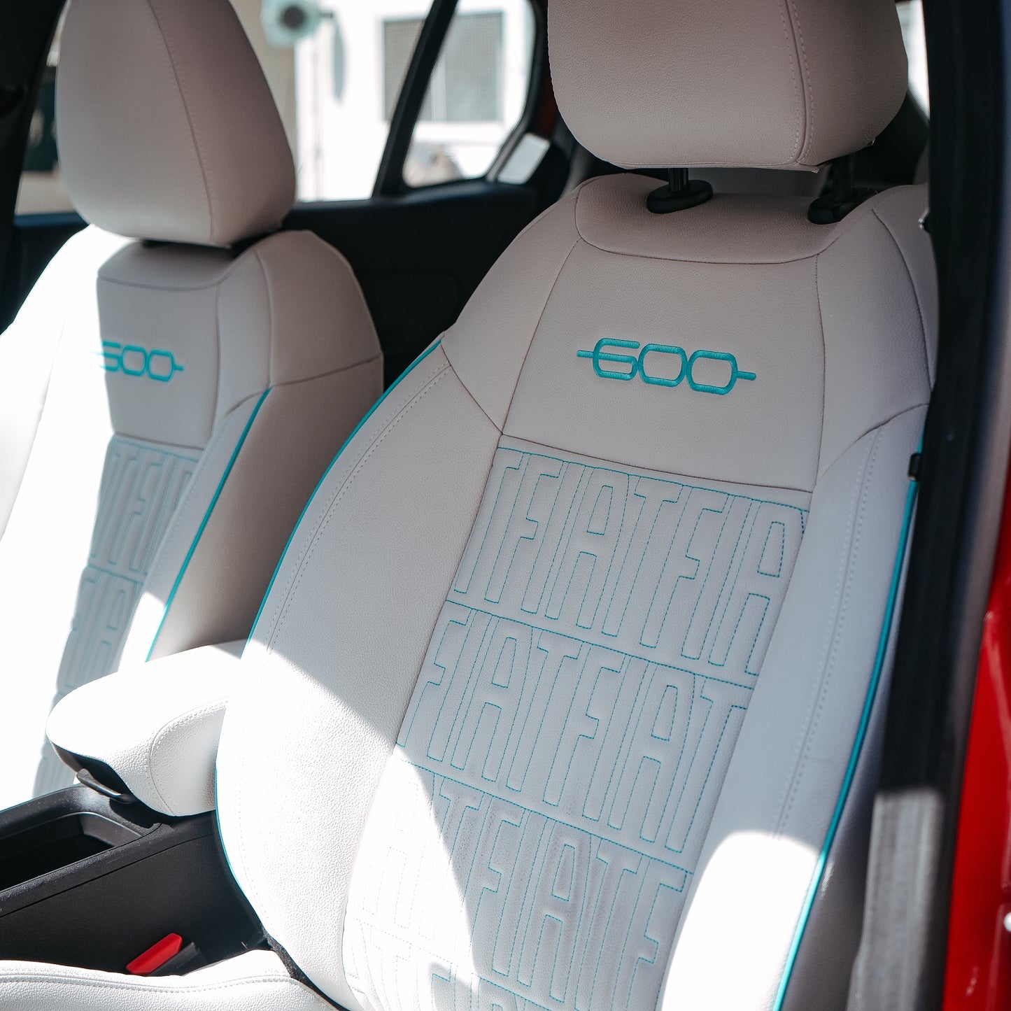 Fiat 600 LaPrima 136CV Boite automatique 2025