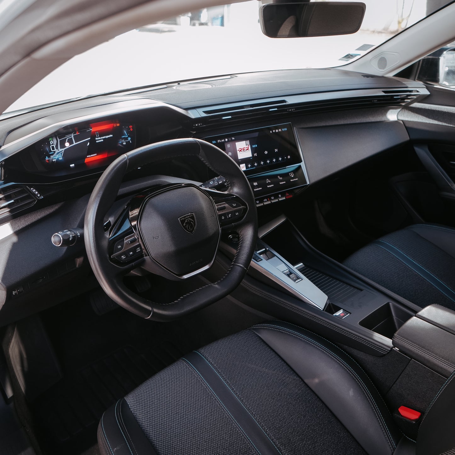 Peugeot 308 Allure 130CV Boite automatique 2022