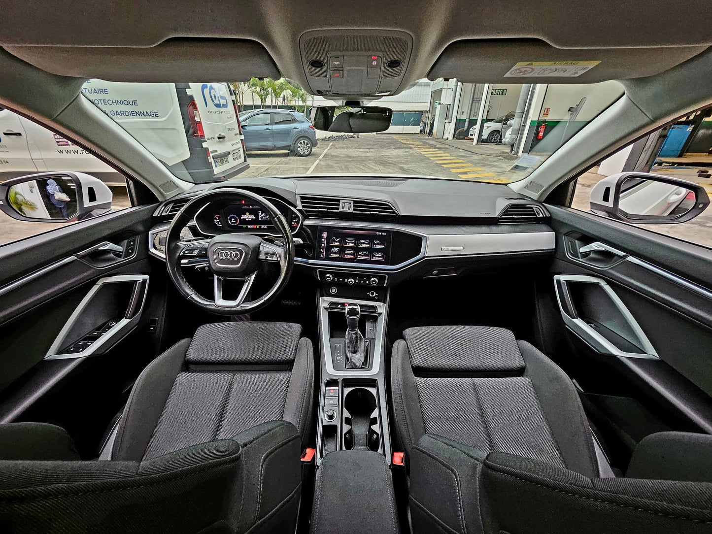 Audi Q3 TDI 150CV Boite automatique