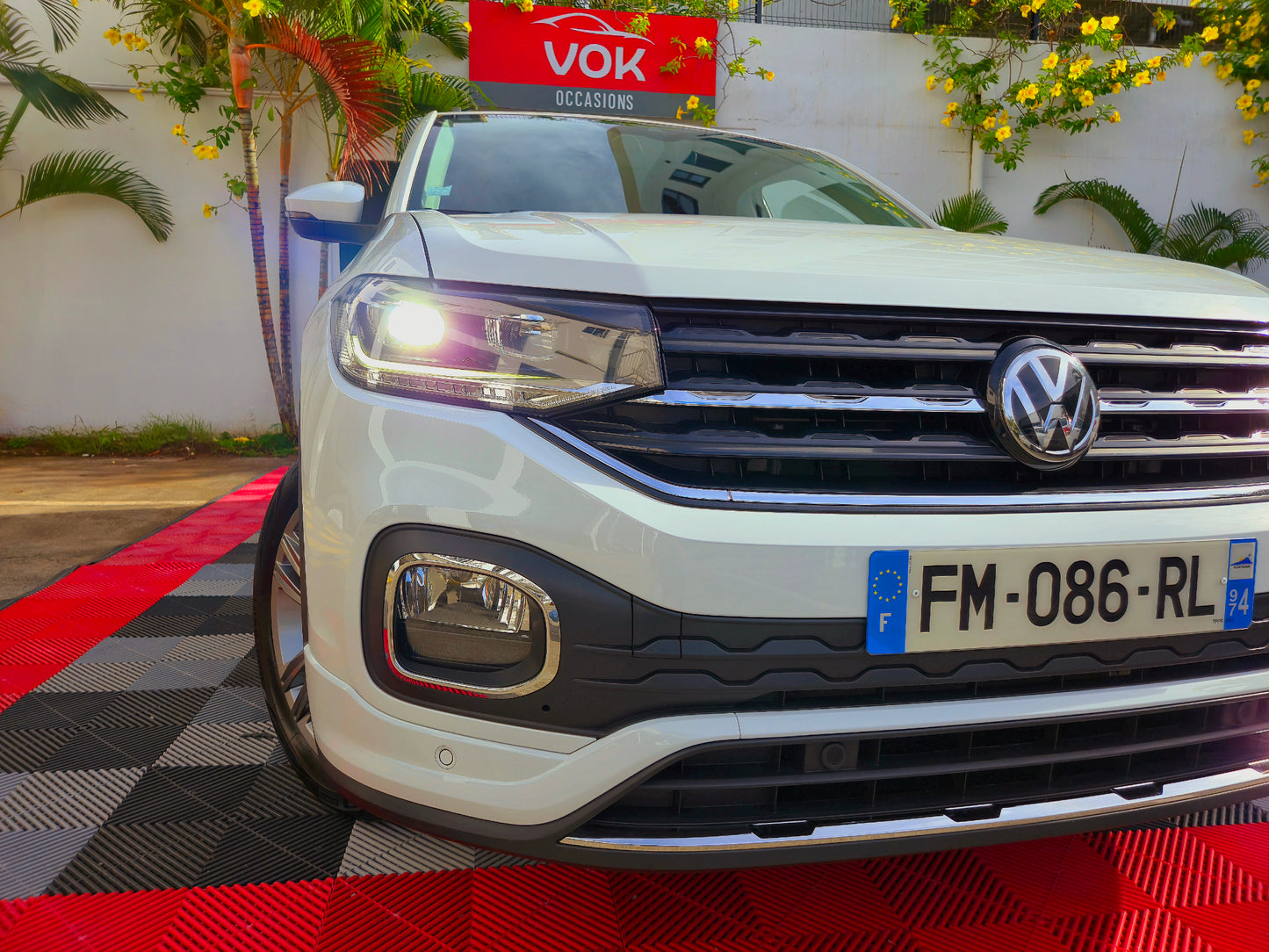 Volkswagen T-Cross R-Line 115CV Boite automatique 2020