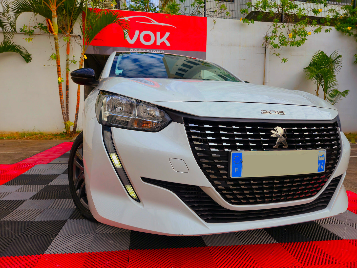 Peugeot 208 HDI Allure 100CV 2022