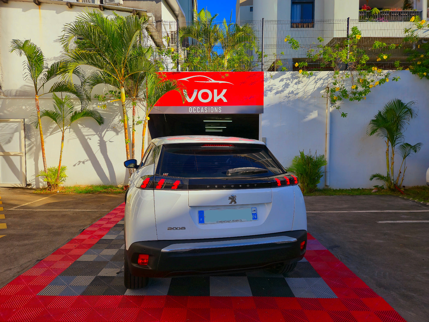 Peugeot 2008 Active 2023 130CV