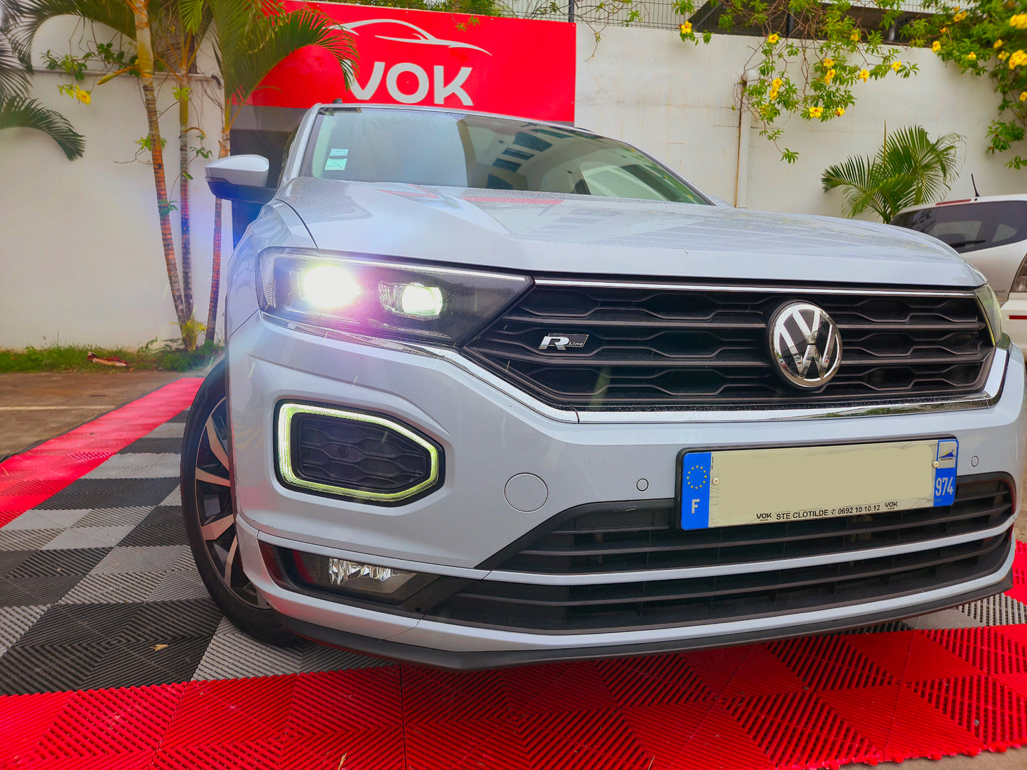 Volkswagen T-Roc R-Line TSI 150CV Boite auto 2020