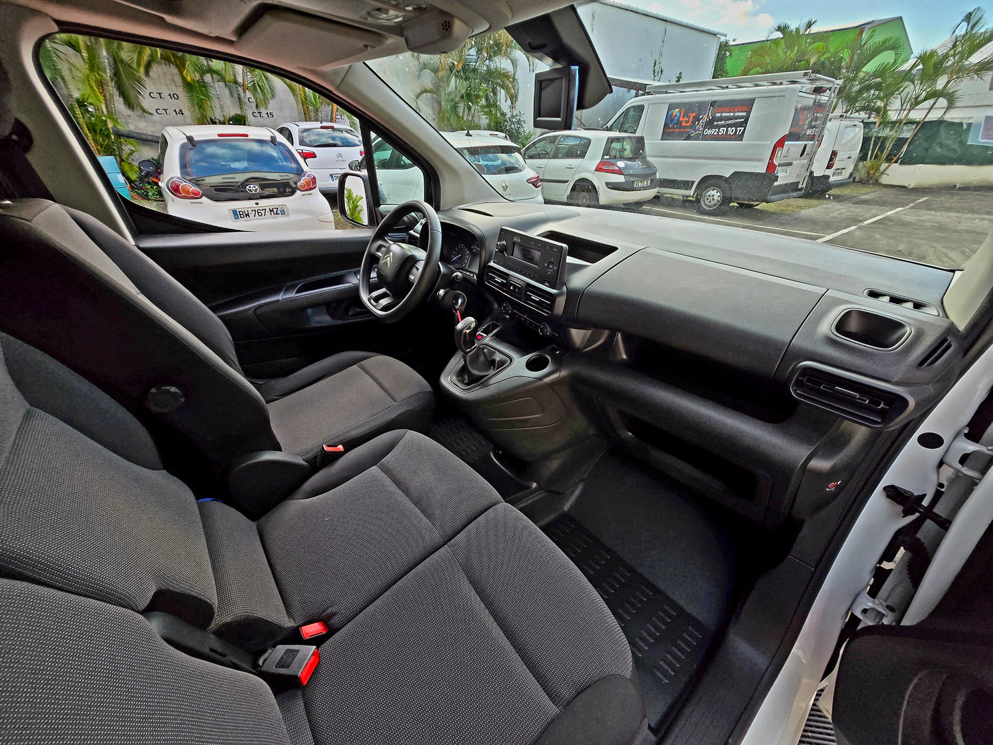 Citroen Berlingo HDI 75CV 3 Places 2021