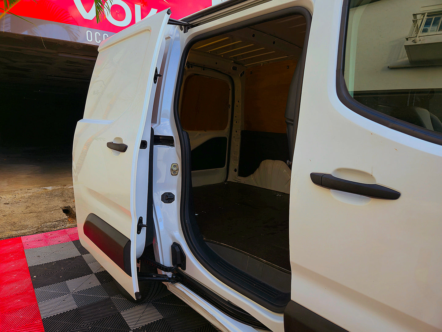Citroen Berlingo HDI 75CV 3 Places 2021
