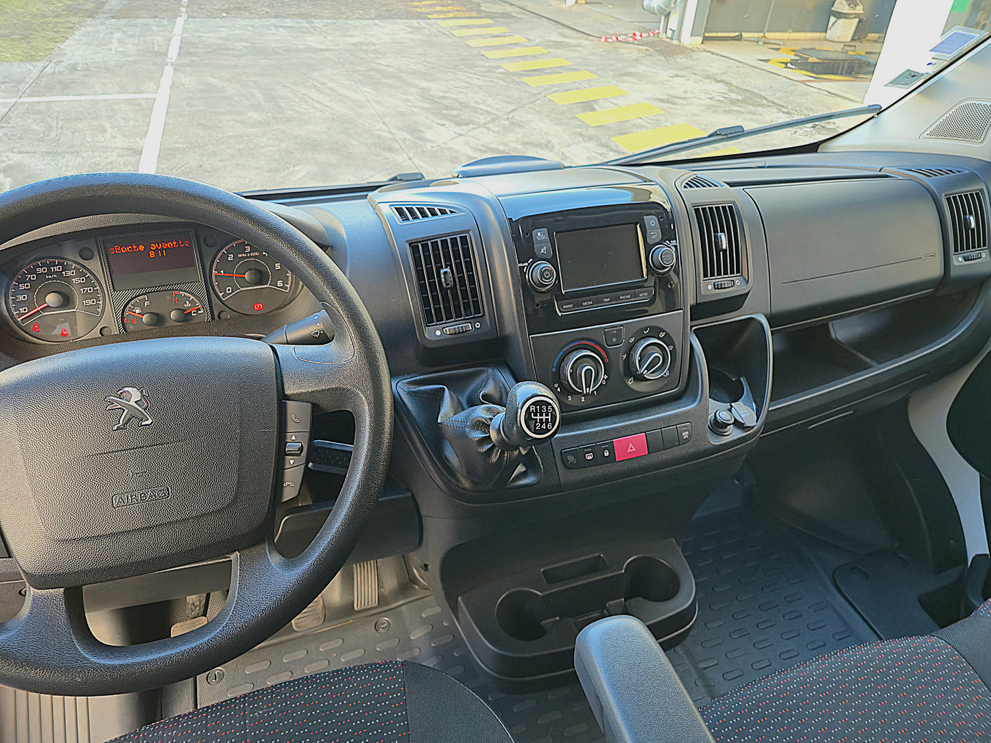 Peugeot Boxer 2.2 HDI 120CV 3 Places 2021