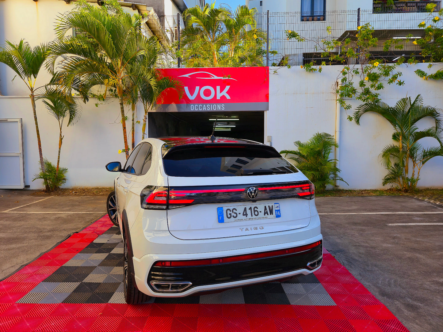 Volkswagen Taigo R-Line TSI 110CV DSG7 2023