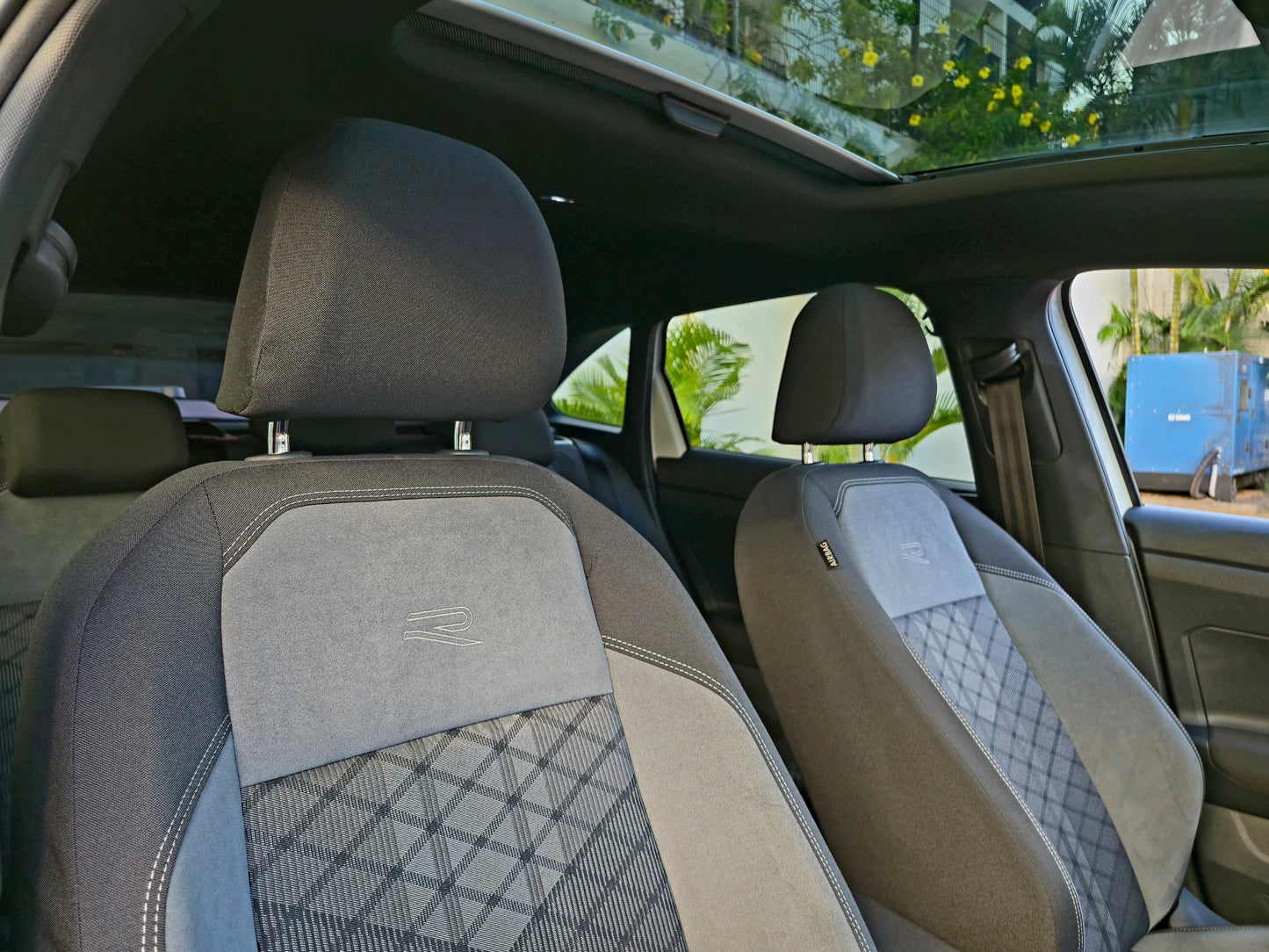 Volkswagen Taigo R-Line TSI 110CV DSG7 2023