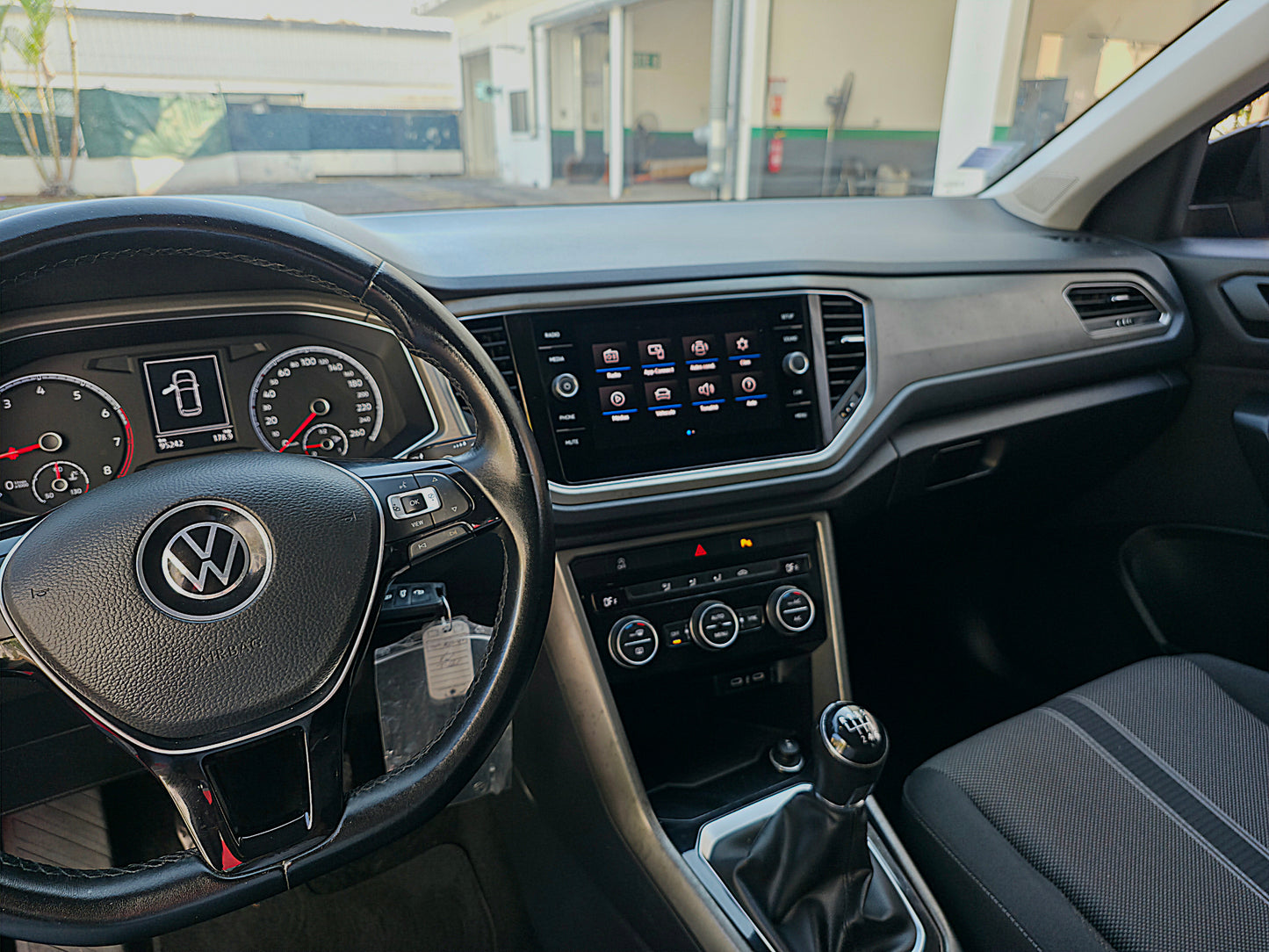 Volkswagen T-Roc Lounge TSI 110CV 2020