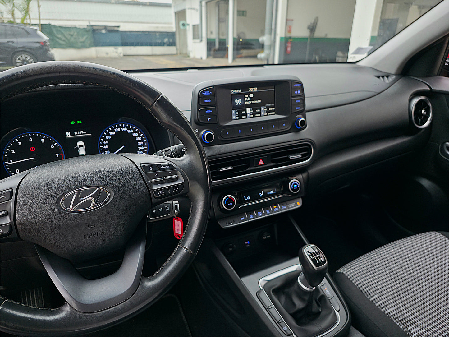 Hyundai Kona Creative T-GDI 120CV 2022