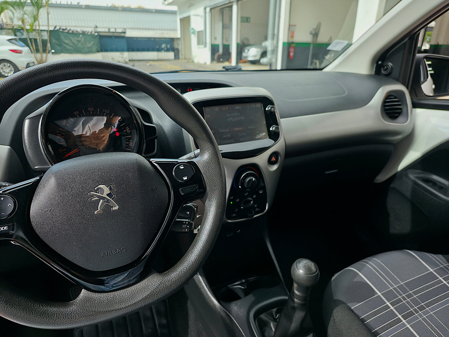 Peugeot 108 VTI 72CV 2018