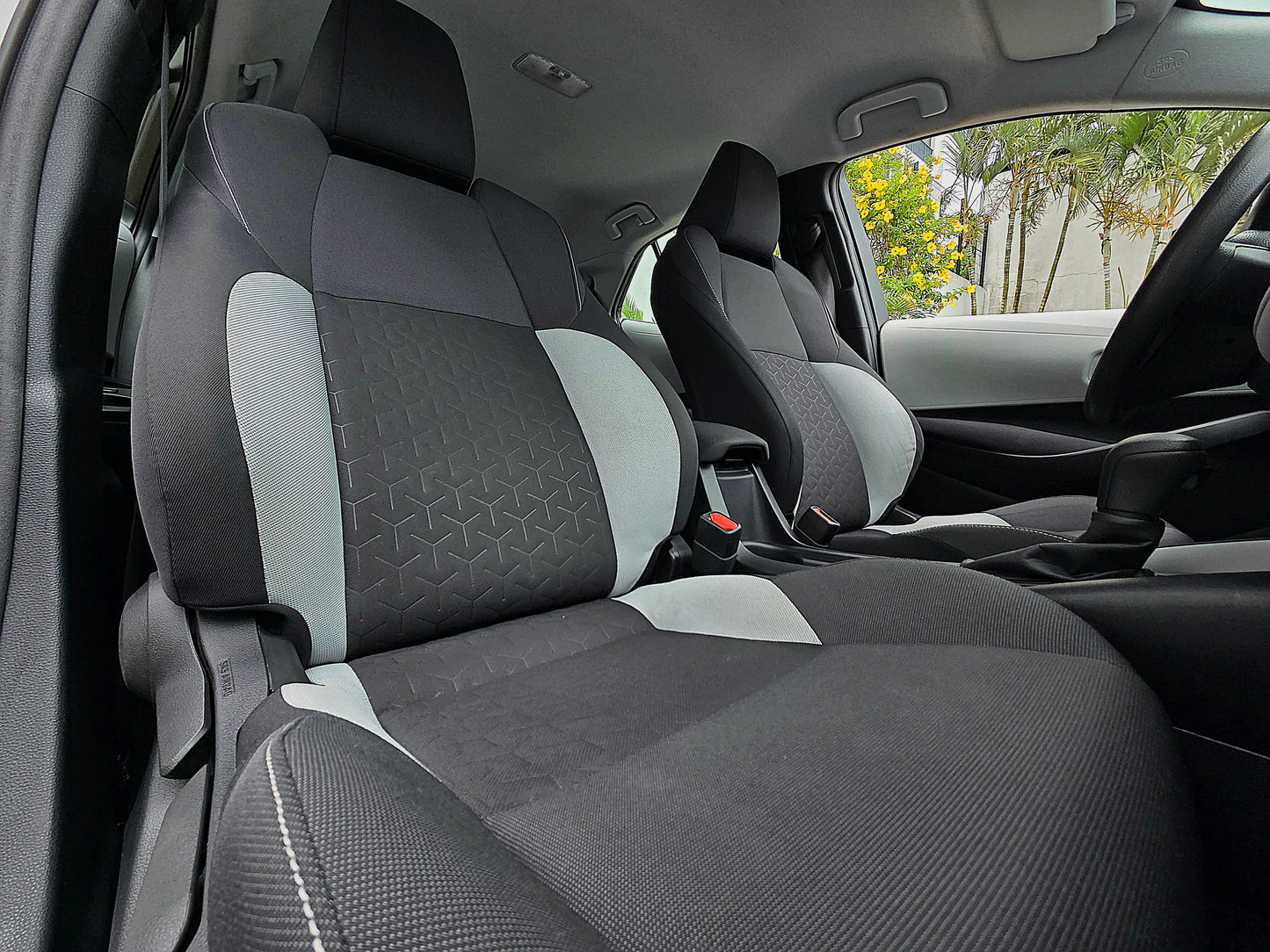 Toyota Corolla 122H Design 2021