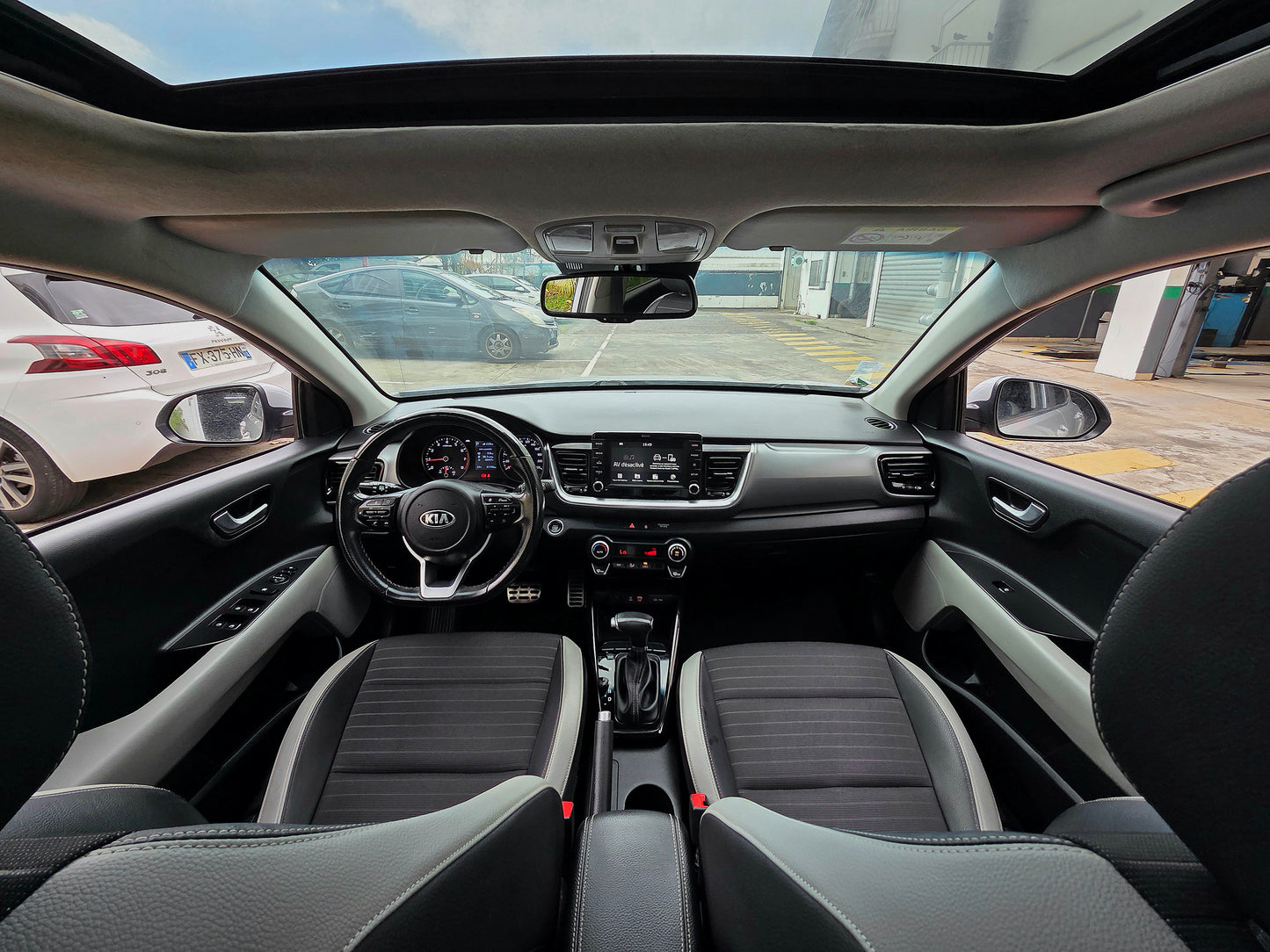 Kia Stonic T-GDI 120CV Premium Boite automatique 2020