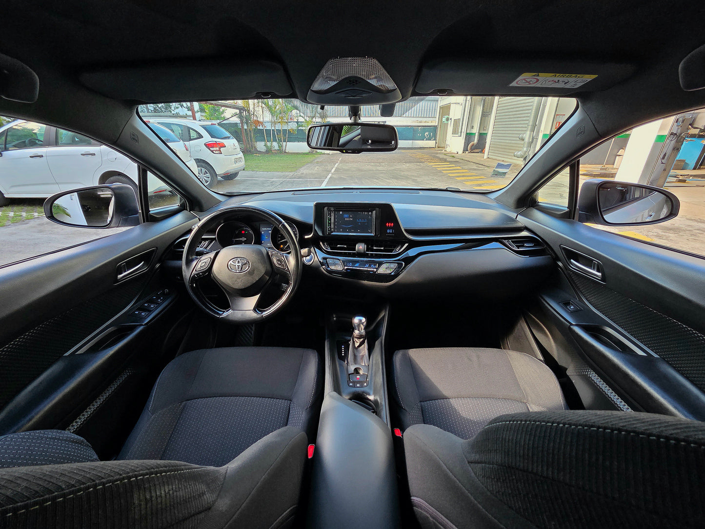 Toyota CHR 122H Collection