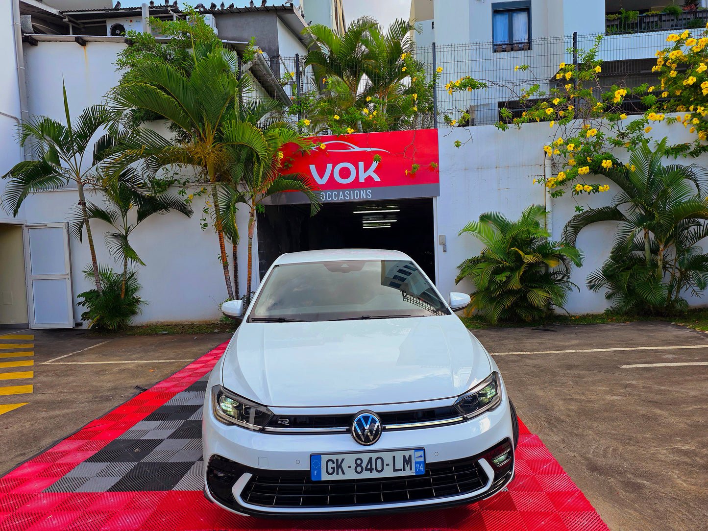 Volkswagen Polo R-Line TSI 95CV 2023