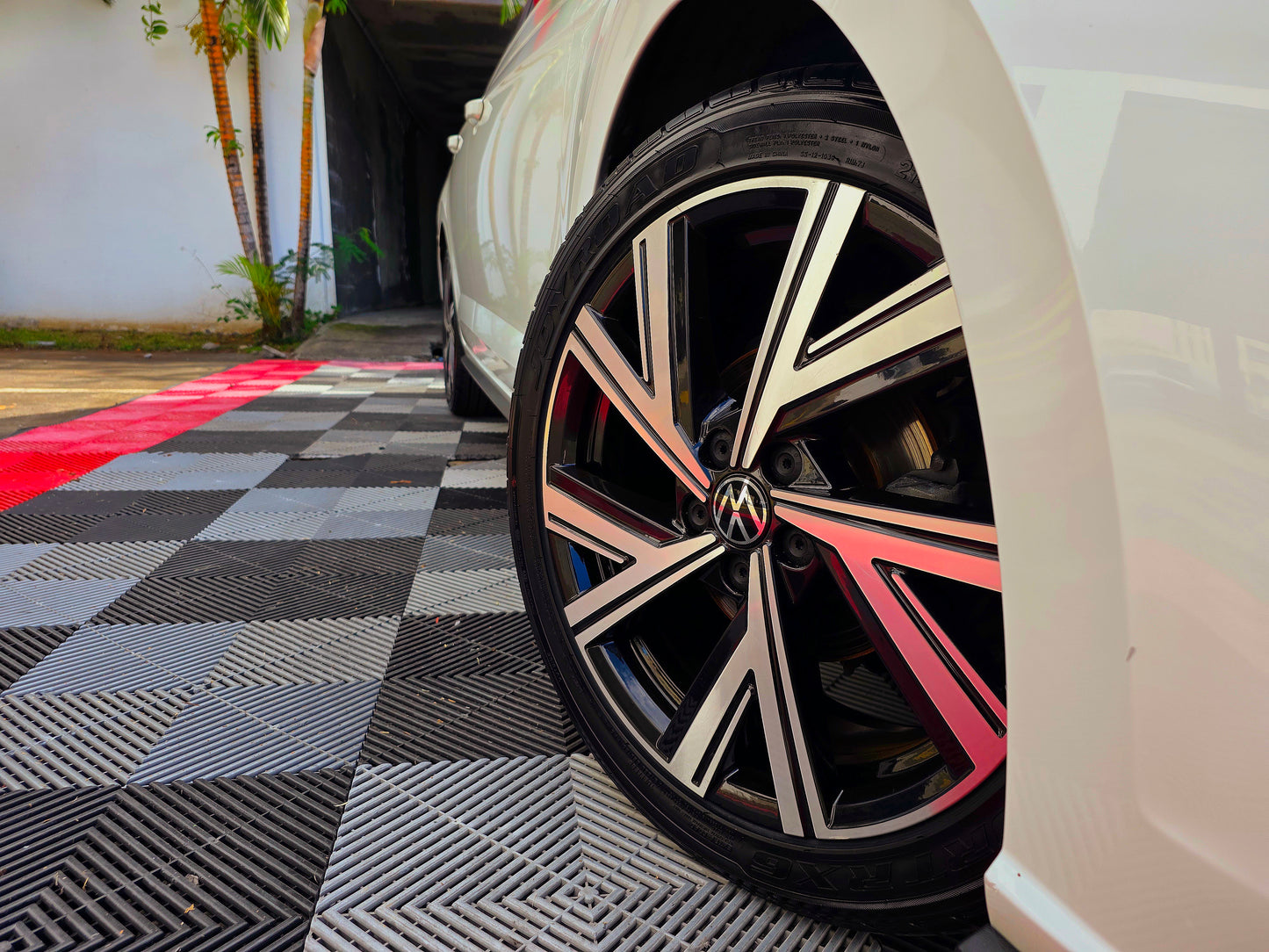 Volkswagen Polo R-Line TSI 95CV 2023