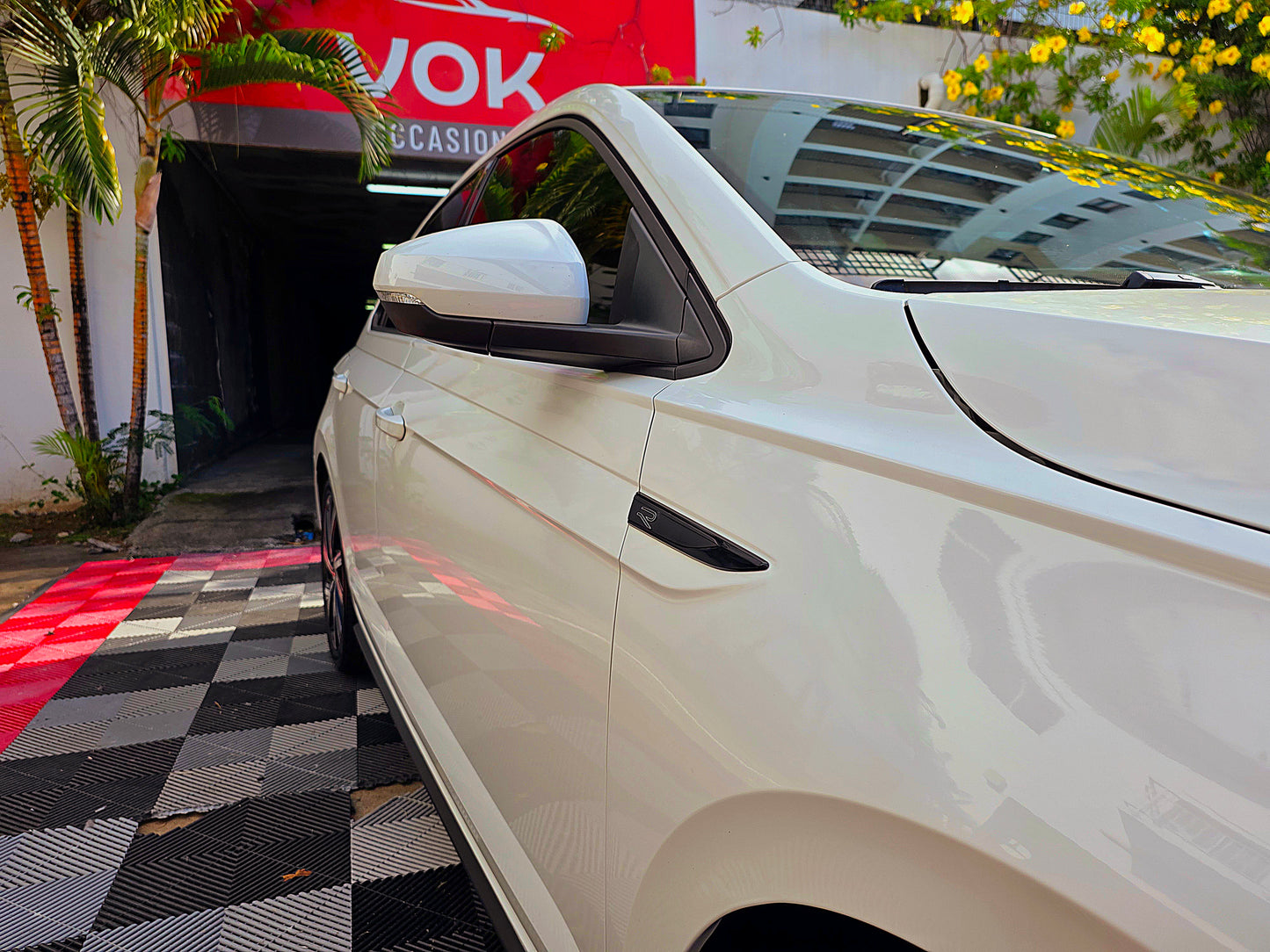 Volkswagen Polo R-Line TSI 95CV 2023