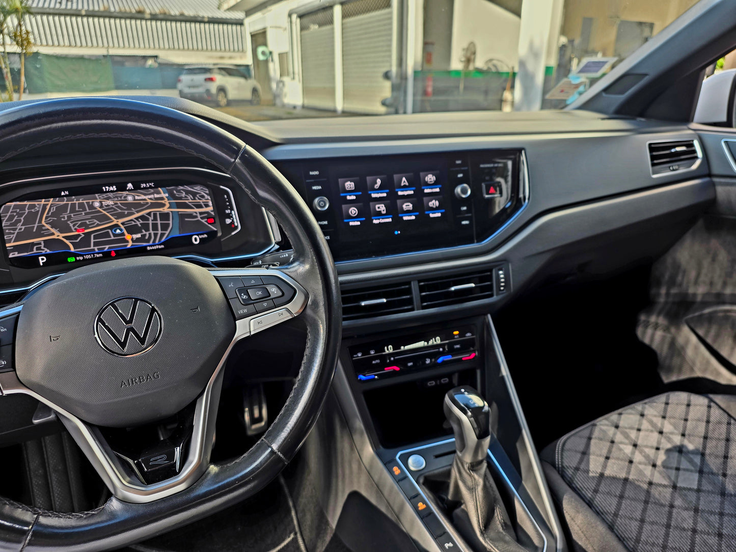 Volkswagen Polo R-Line TSI 110CV 2022 Boite automatique