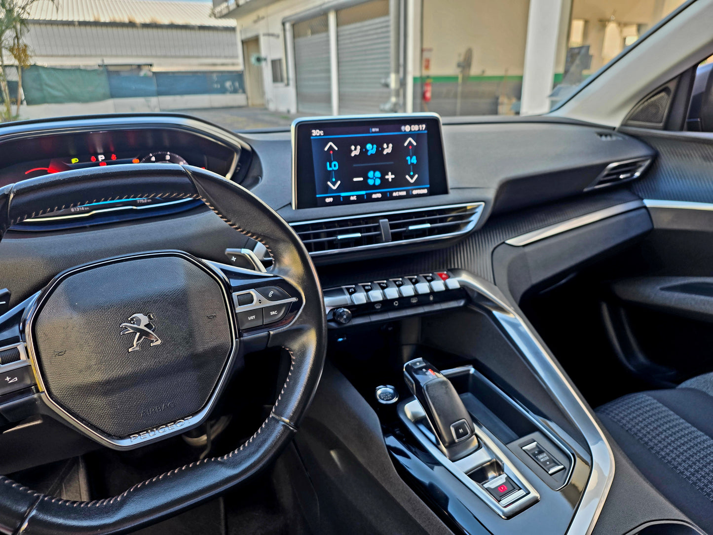 Peugeot 3008 Active HDI 130CV Boite automatique 2021