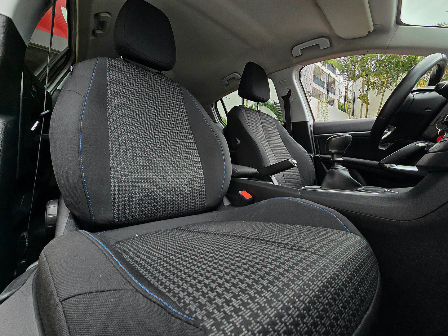 Peugeot 308 Active HDI 100CV 2021