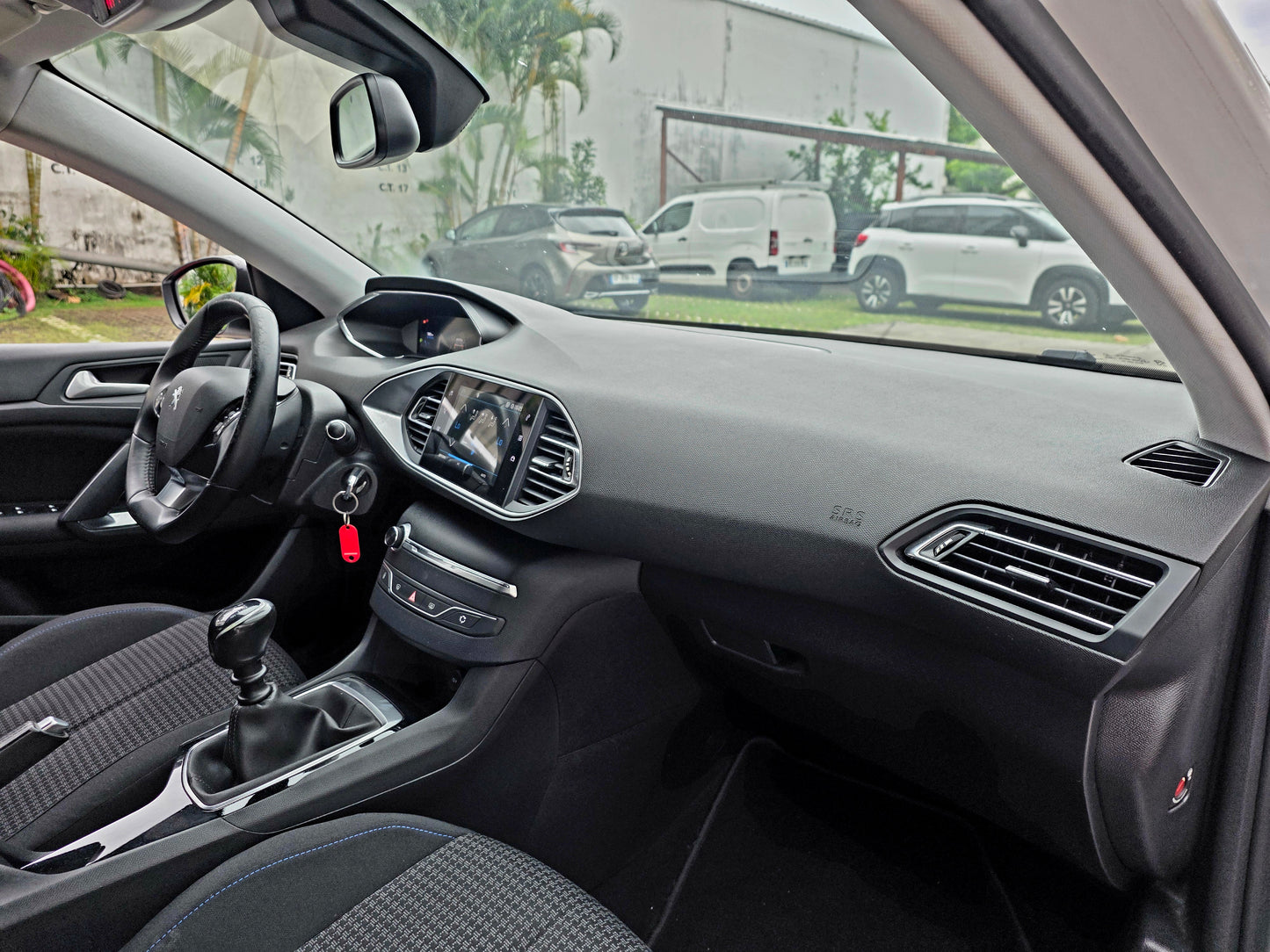 Peugeot 308 Active HDI 100CV 2021