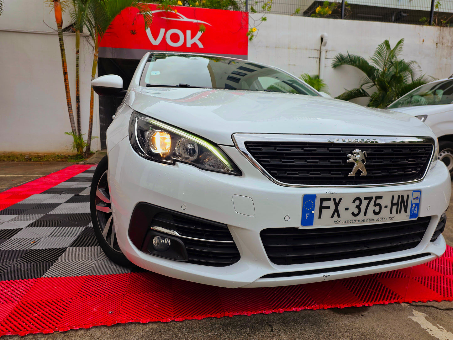 Peugeot 308 Active HDI 100CV 2021