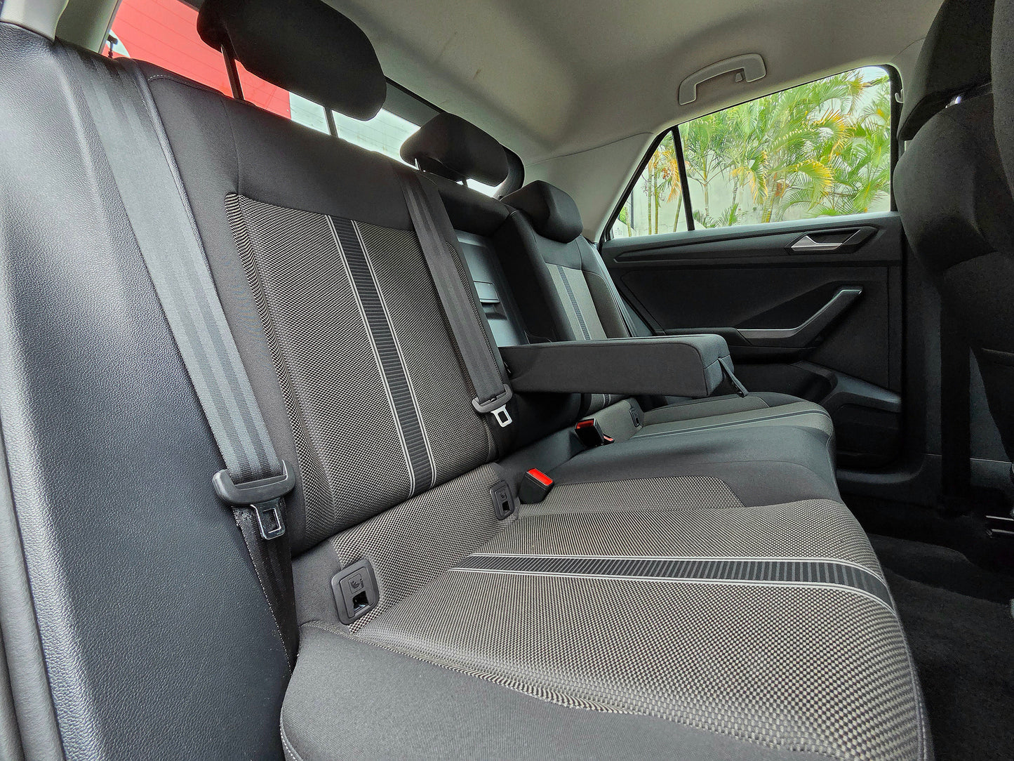 Volkswagen T-Roc Lounge TSI 110CV 2022