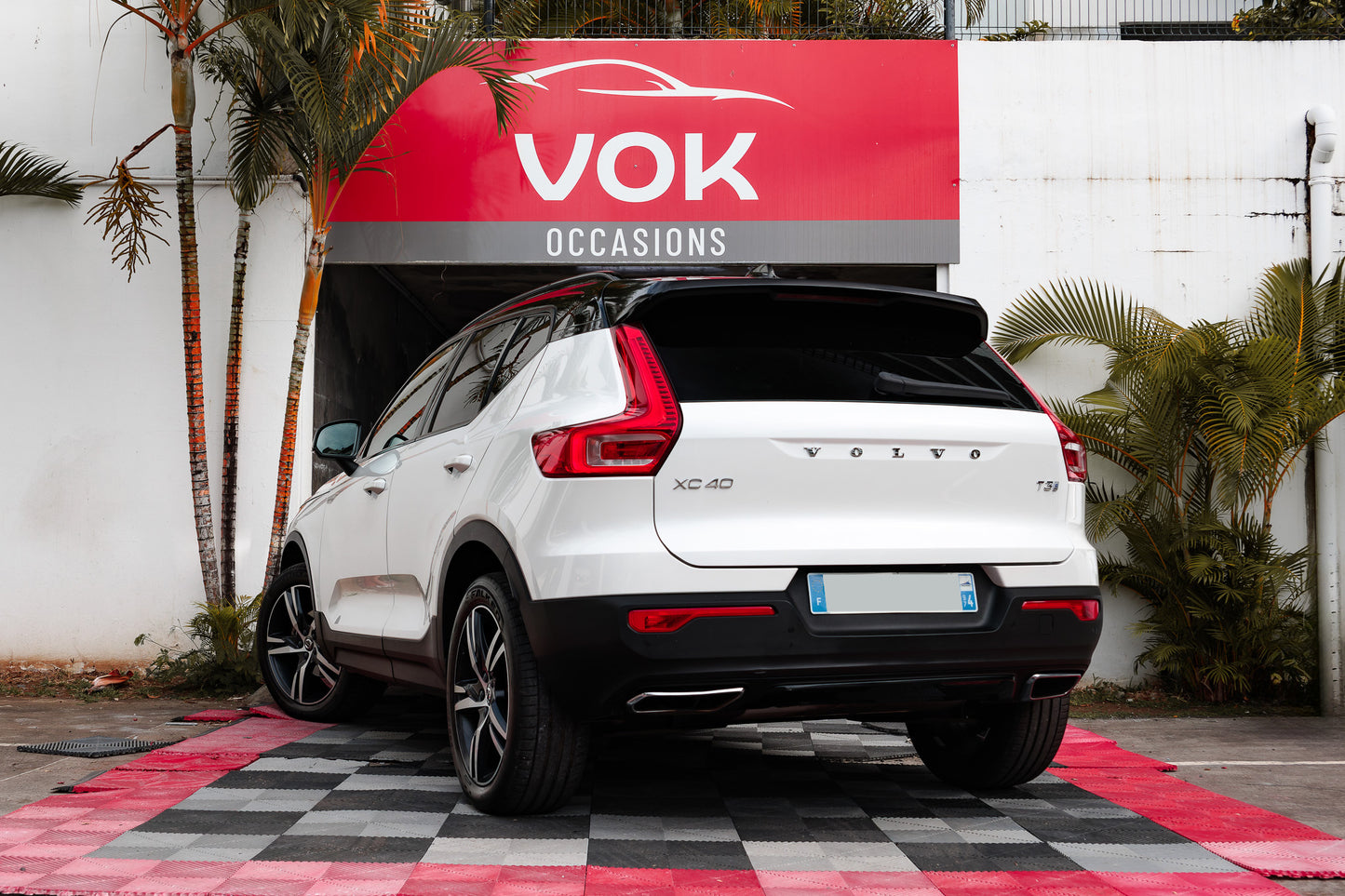 Volvo XC40 R Design 163CV 2020 Boite automatique