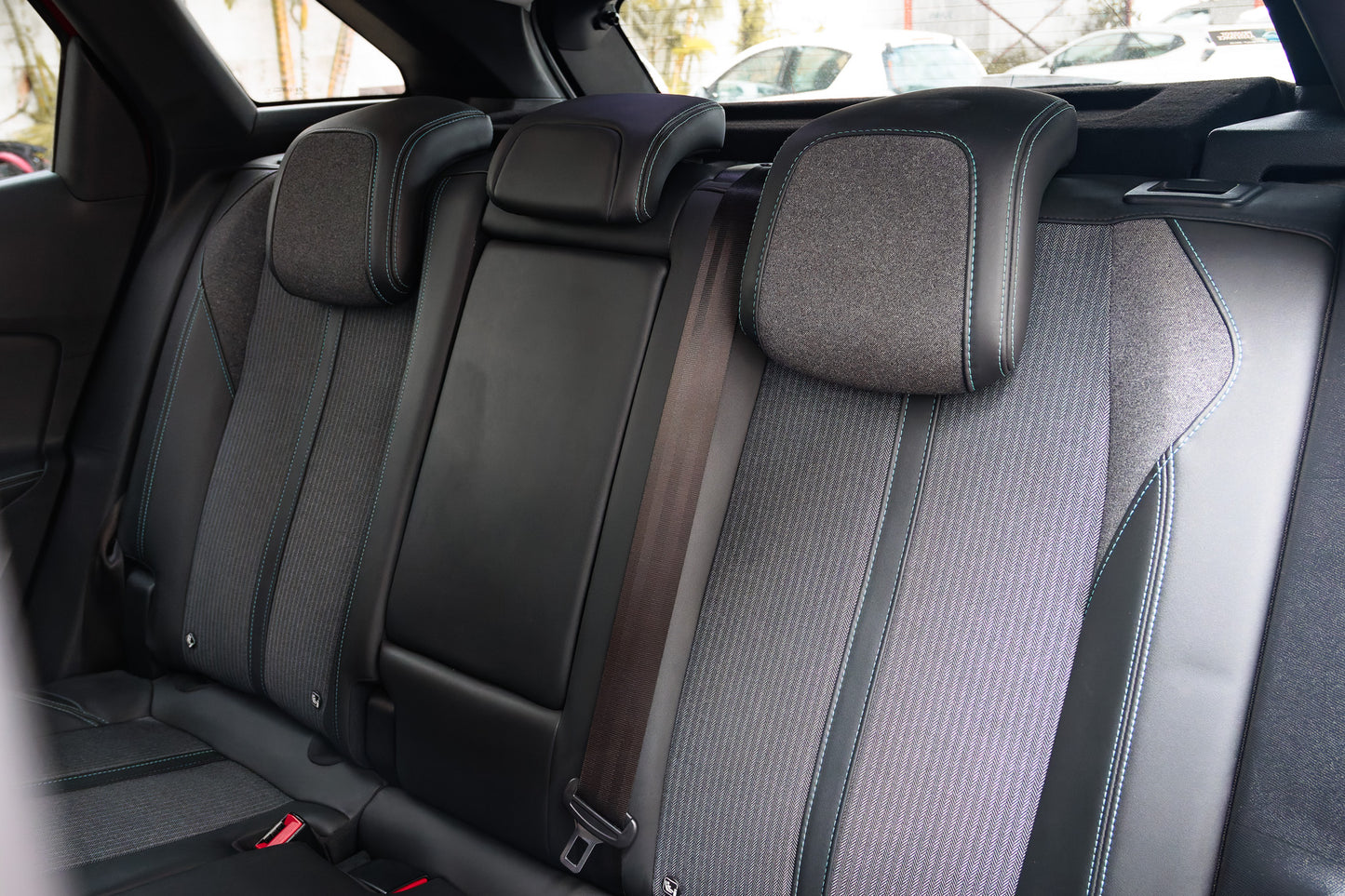Peugeot 3008 Allure 130CV 2021