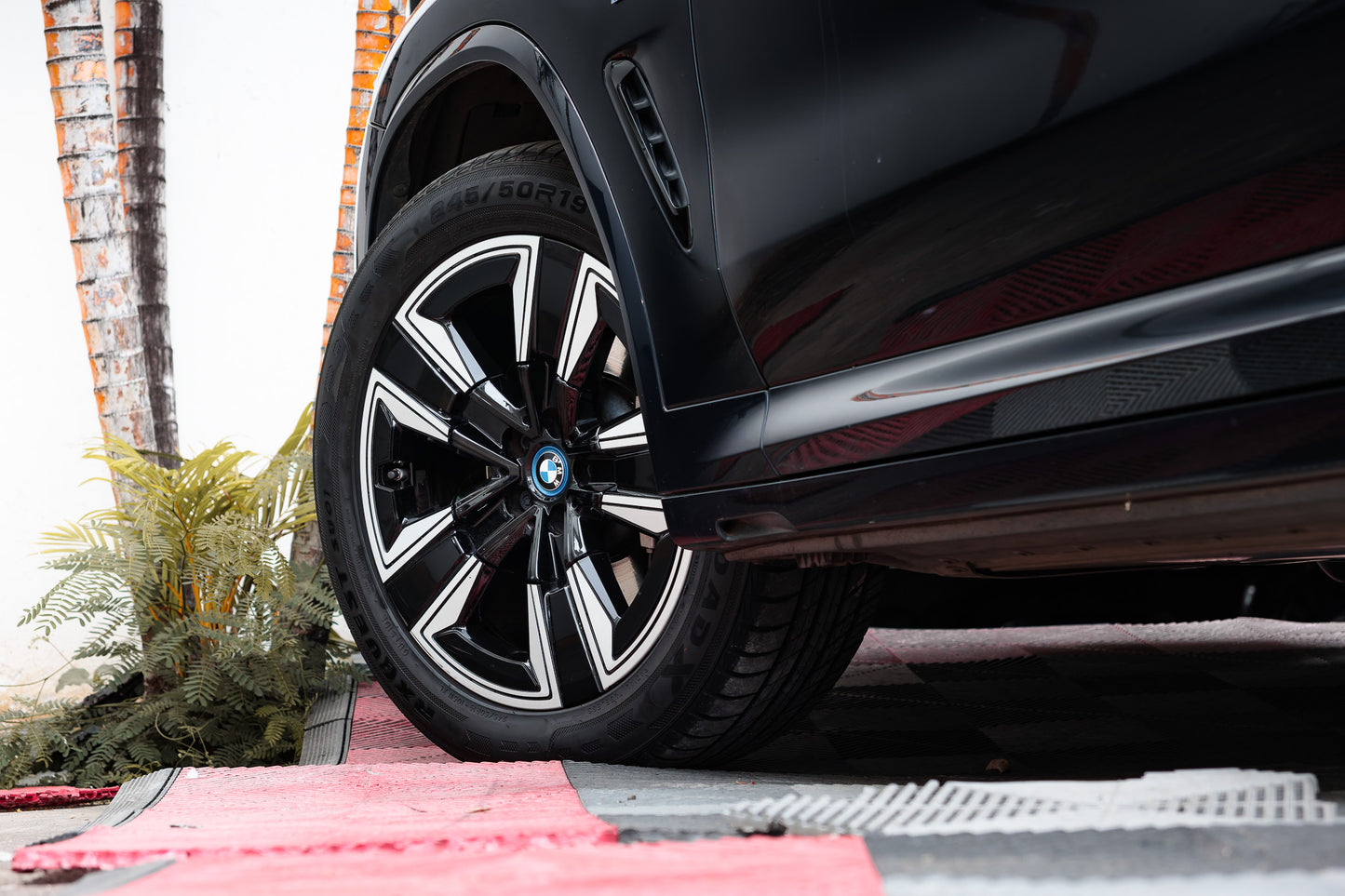 BMW IX3 M Sport 286CV 2023 Boite automatique