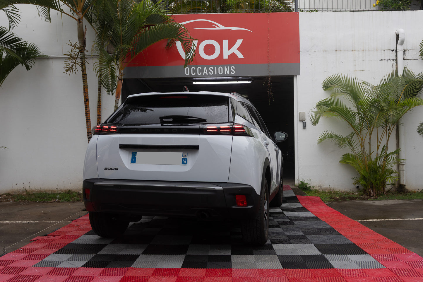 Peugeot 2008 Allure 100CV 2025