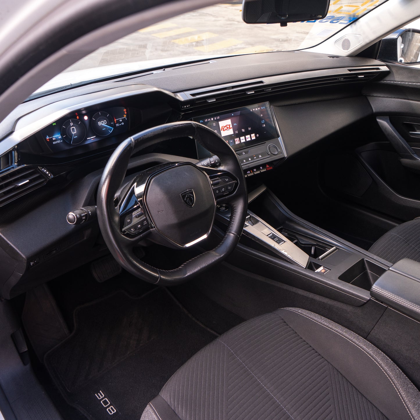 Peugeot 308 Active 130CV Boite automatique 2022