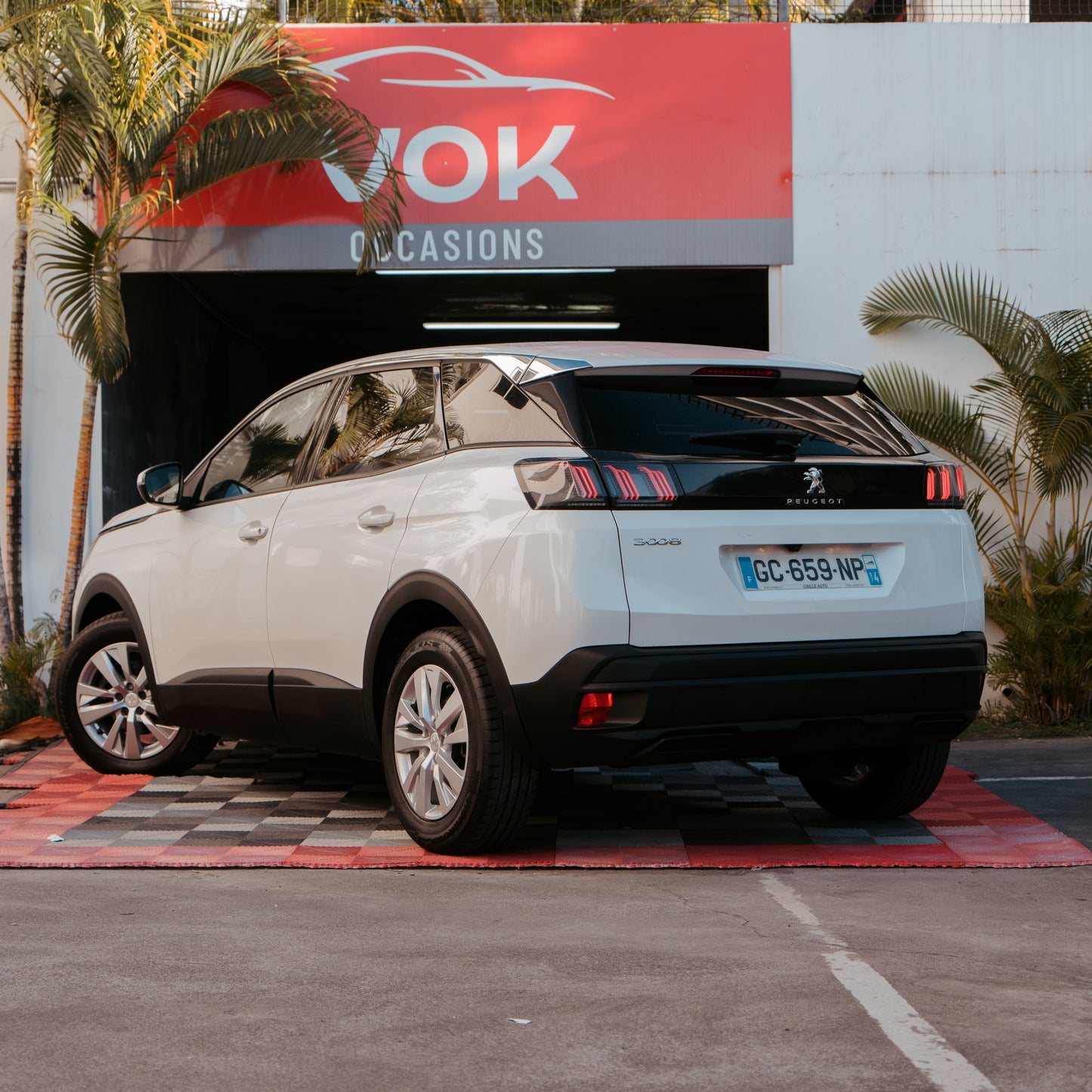 Peugeot 3008 Active 130CV 2021