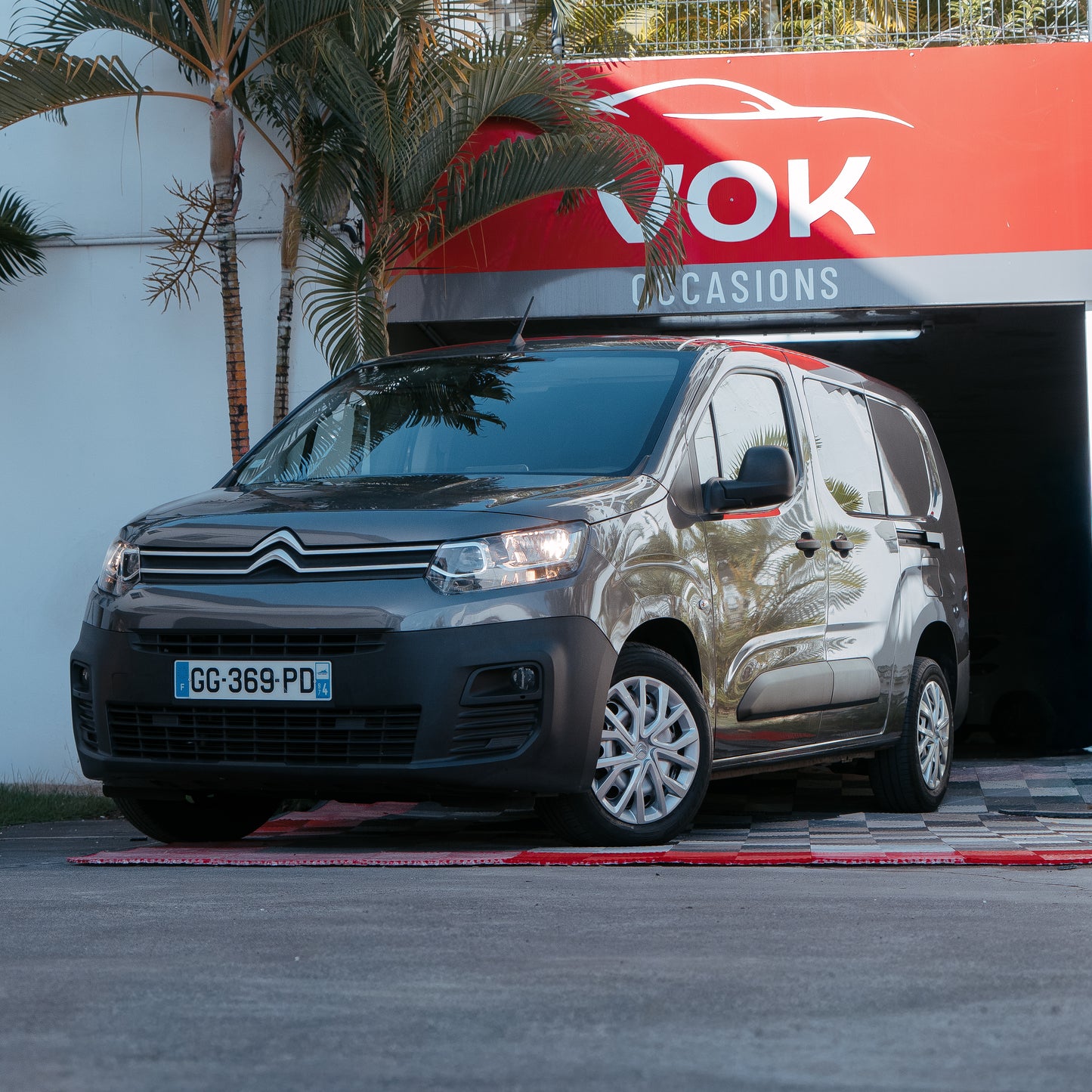 Citroen Berlingo XL 5 Places Diesel 130CV Boite automatique 2022