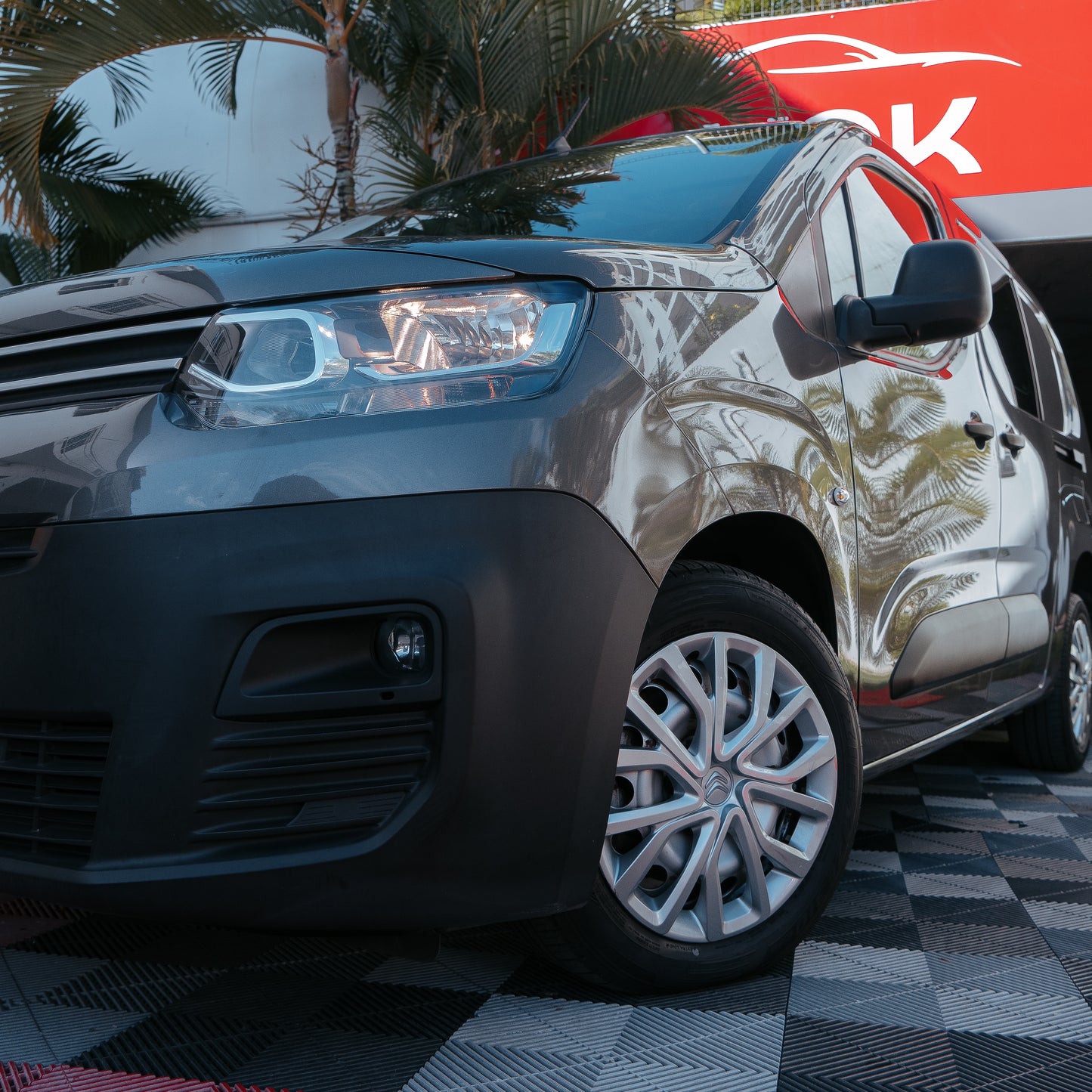 Citroen Berlingo XL 5 Places Diesel 130CV Boite automatique 2022