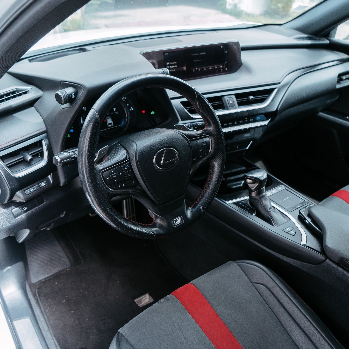 Lexus UX250H F Sport 184CV 2021