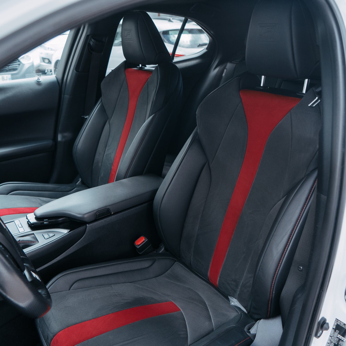 Lexus UX250H F Sport 184CV 2021