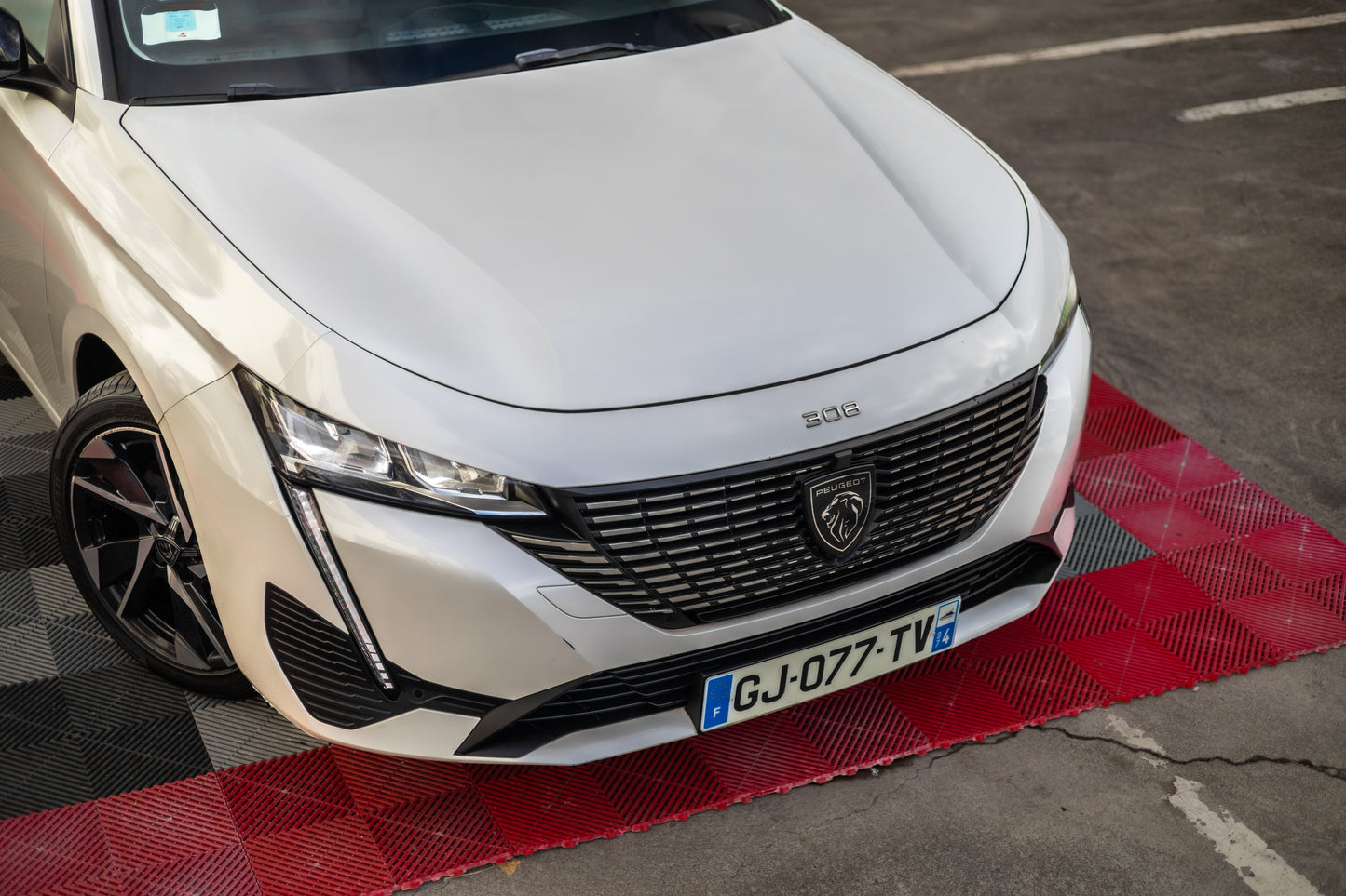 Peugeot 308 SW Diesel 130CV Boite automatique 2023